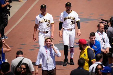 Baseball's All-Stars Don't Like MLB's Salary Cap Proposal But Say There's Time To Find A Deal